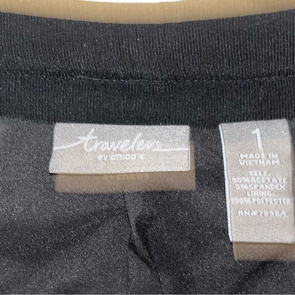 Chicos Travelers Cardigan Jacket 
Size 1 (M/8) Women’s Black Open Quilted Chain - Picture 4 of 4